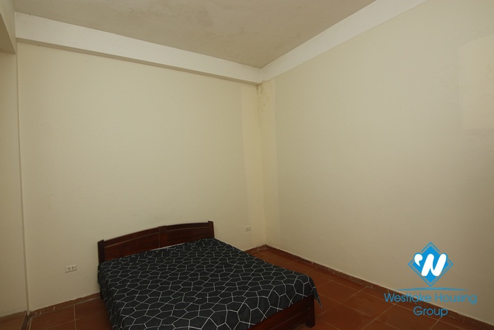 A cheap house with 3 bedroom for rent in Doi Can, Ba Dinh